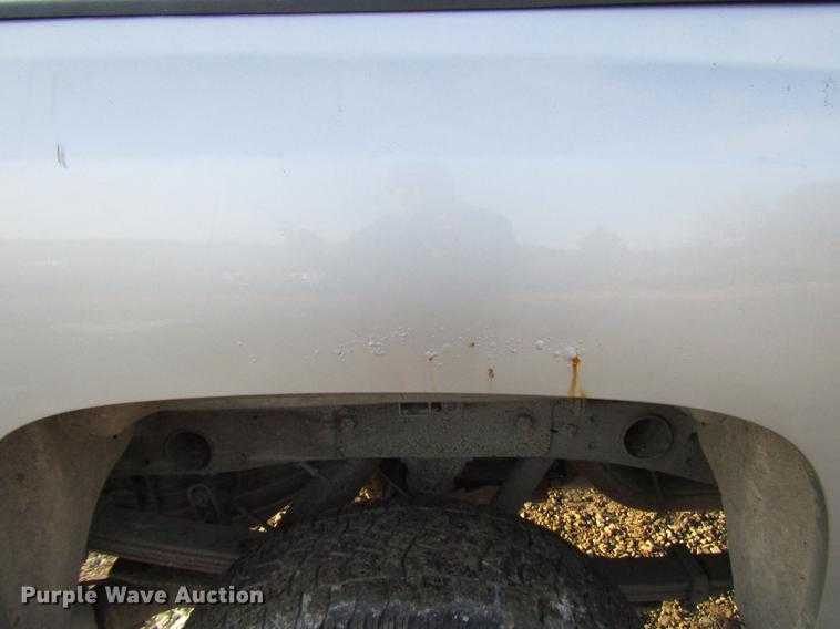 image for item DB6955 2011 Chevrolet Silverado 2500HD Crew Cab pickup truck