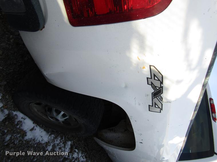 image for item DB6956 2011 Chevrolet Silverado 2500HD Ext. Cab pickup truck