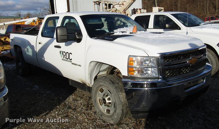 image for item DB6957 2012 Chevrolet Silverado 2500HD Crew Cab pickup truck