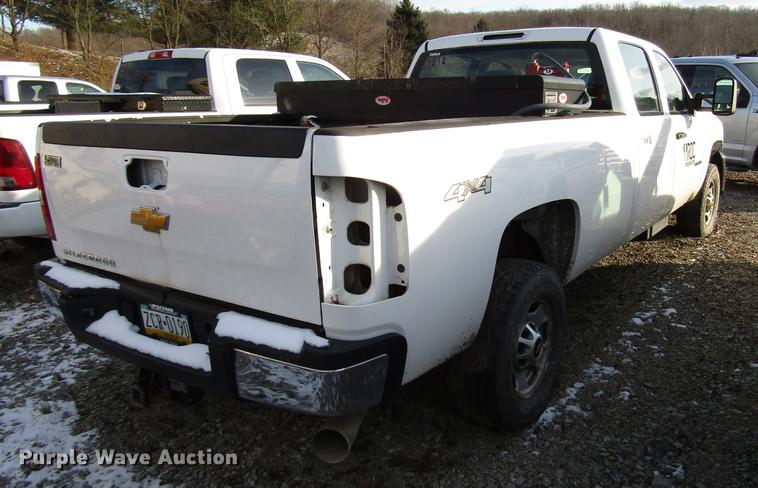 image for item DB6957 2012 Chevrolet Silverado 2500HD Crew Cab pickup truck