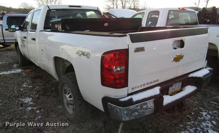 image for item DB6957 2012 Chevrolet Silverado 2500HD Crew Cab pickup truck