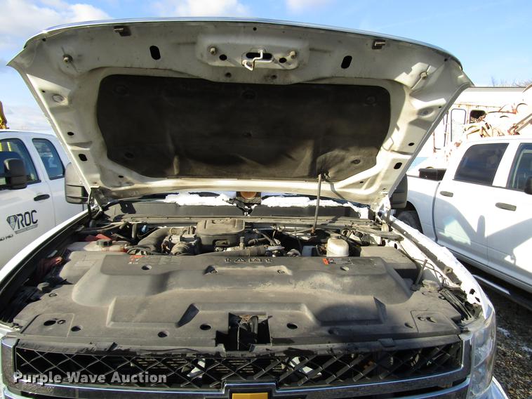 image for item DB6957 2012 Chevrolet Silverado 2500HD Crew Cab pickup truck