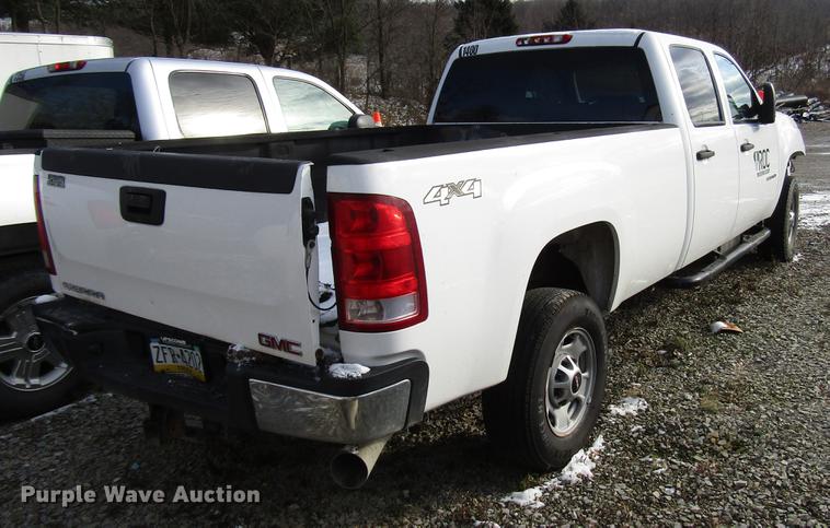 image for item DB6959 2014 GMC Sierra 2500HD Crew Cab pickup truck