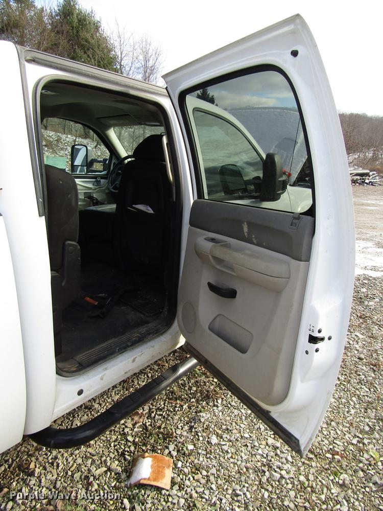 image for item DB6959 2014 GMC Sierra 2500HD Crew Cab pickup truck