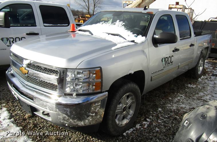 image for item DB6960 2013 Chevrolet Silverado 1500 Crew Cab pickup truck