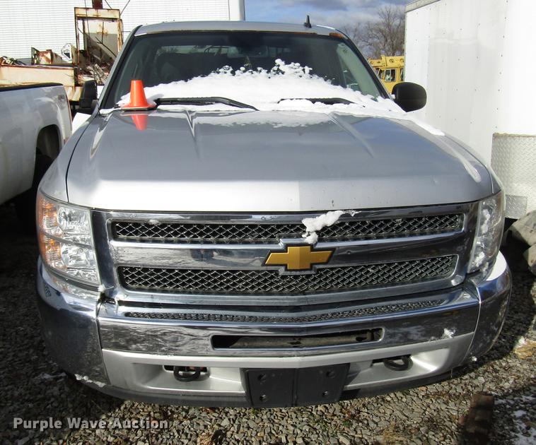 image for item DB6960 2013 Chevrolet Silverado 1500 Crew Cab pickup truck