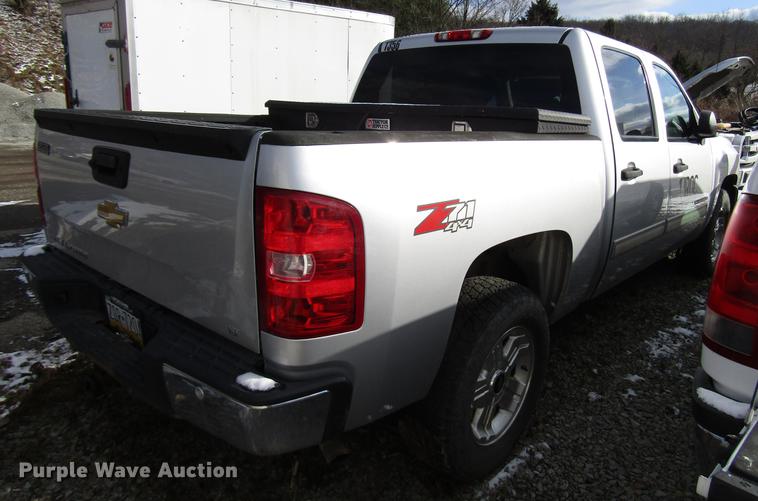 image for item DB6960 2013 Chevrolet Silverado 1500 Crew Cab pickup truck