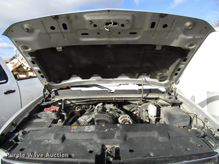 image for item DB6960 2013 Chevrolet Silverado 1500 Crew Cab pickup truck