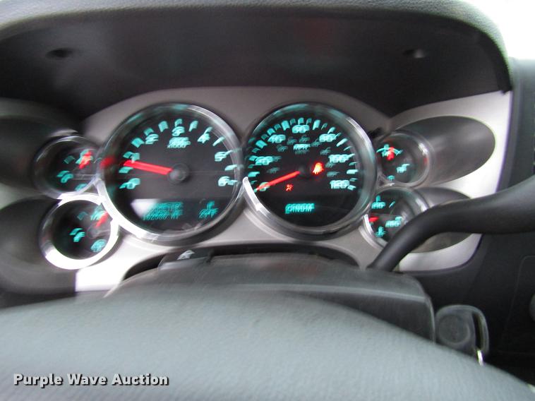 image for item DB6977 2013 Chevrolet Silverado 1500 Ext. Cab pickup truck