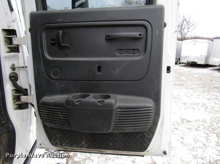 image for item DB6978 2008 Chevrolet C4500 flatbed truck