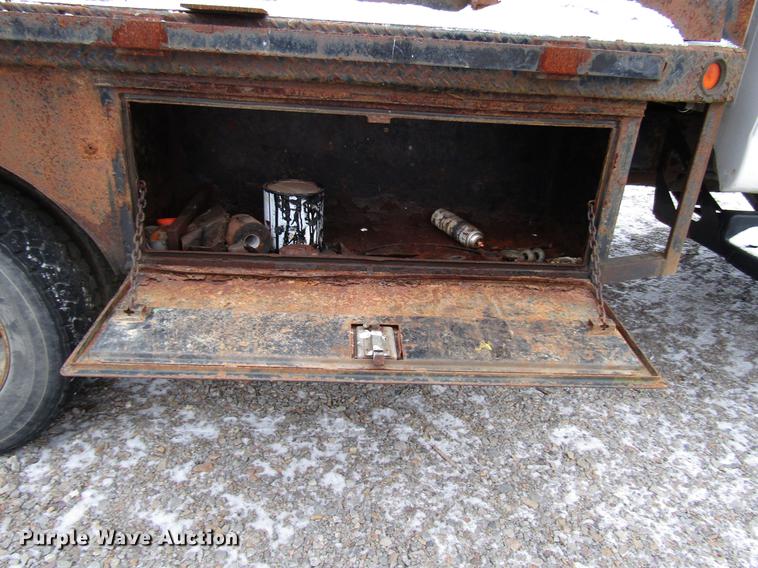 image for item DB6978 2008 Chevrolet C4500 flatbed truck