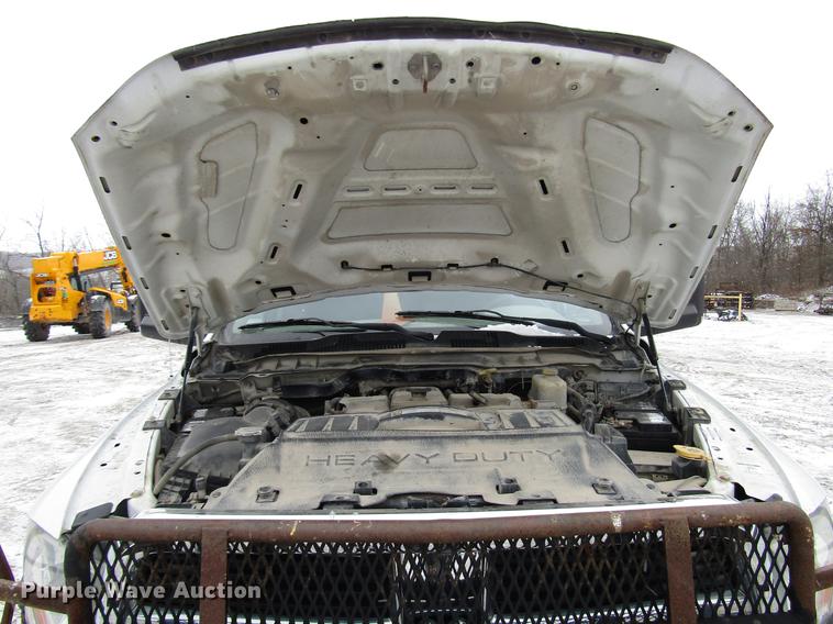 image for item DB6983 2011 Dodge Ram 5500 flatbed truck