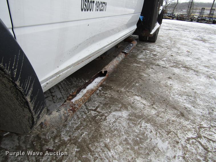 image for item DB6983 2011 Dodge Ram 5500 flatbed truck