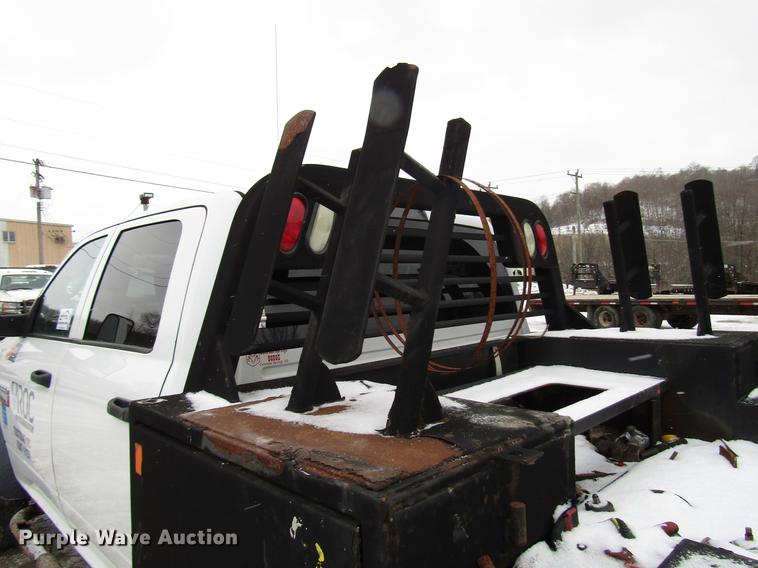 image for item DB6983 2011 Dodge Ram 5500 flatbed truck