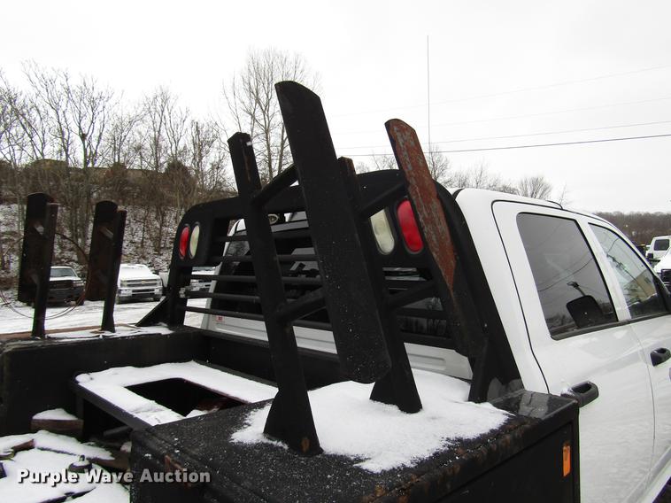 image for item DB6983 2011 Dodge Ram 5500 flatbed truck