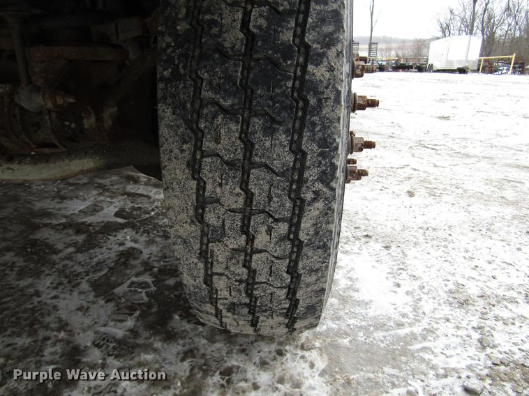 image for item DB6983 2011 Dodge Ram 5500 flatbed truck