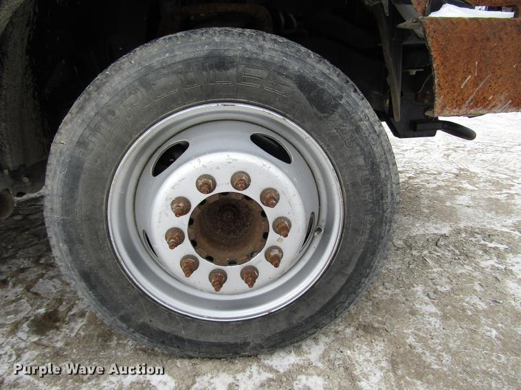 image for item DB6983 2011 Dodge Ram 5500 flatbed truck