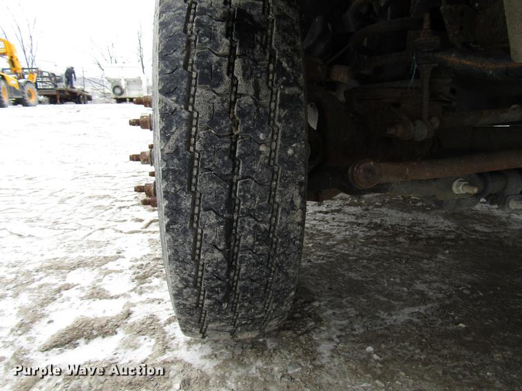 image for item DB6983 2011 Dodge Ram 5500 flatbed truck