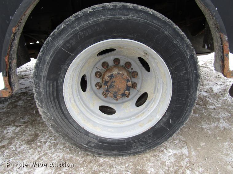 image for item DB6983 2011 Dodge Ram 5500 flatbed truck