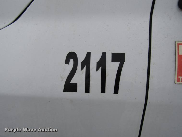 image for item DB6983 2011 Dodge Ram 5500 flatbed truck