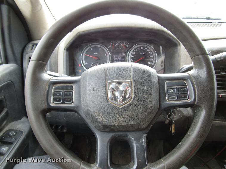 image for item DB6985 2012 Dodge Ram 5500 flatbed truck