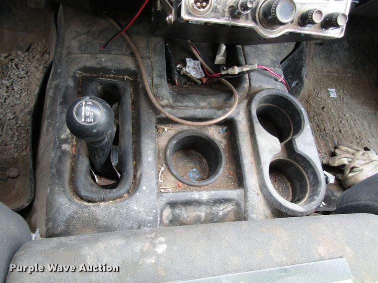 image for item DB6985 2012 Dodge Ram 5500 flatbed truck