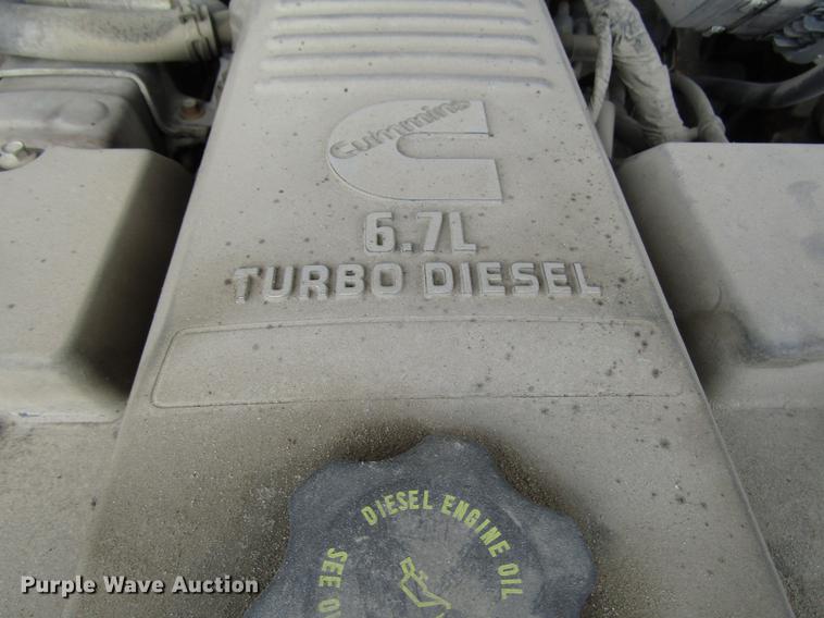 image for item DB6985 2012 Dodge Ram 5500 flatbed truck