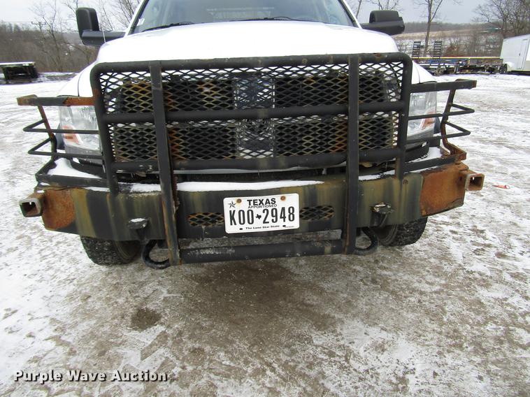image for item DB6985 2012 Dodge Ram 5500 flatbed truck