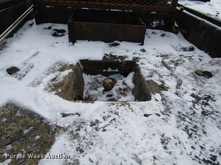 image for item DB6985 2012 Dodge Ram 5500 flatbed truck