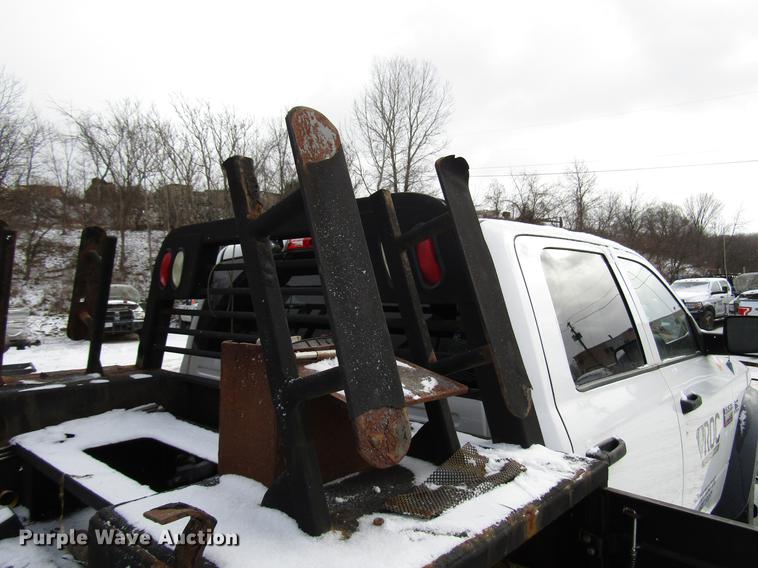 image for item DB6985 2012 Dodge Ram 5500 flatbed truck