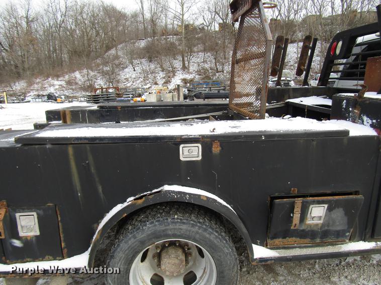 image for item DB6985 2012 Dodge Ram 5500 flatbed truck