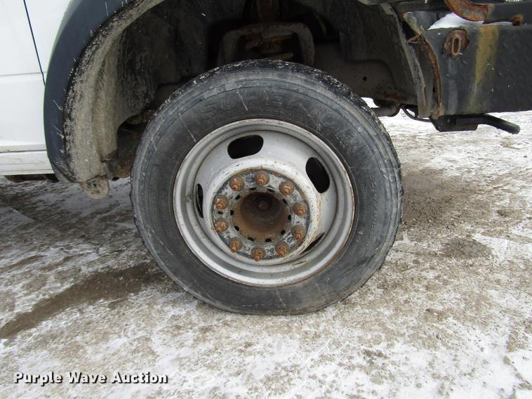 image for item DB6985 2012 Dodge Ram 5500 flatbed truck