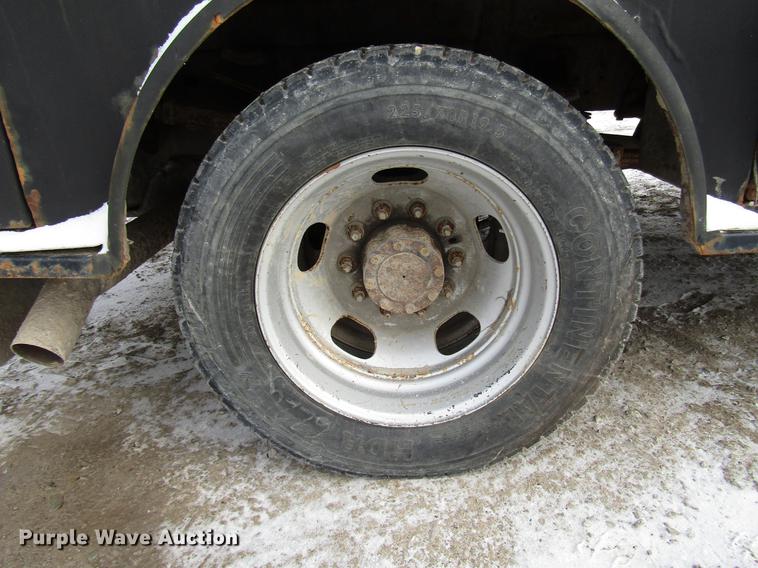 image for item DB6985 2012 Dodge Ram 5500 flatbed truck