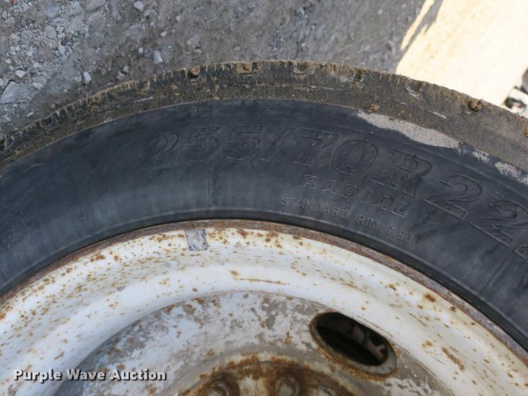 image for item DB8903 2000 International 4700 refuse truck