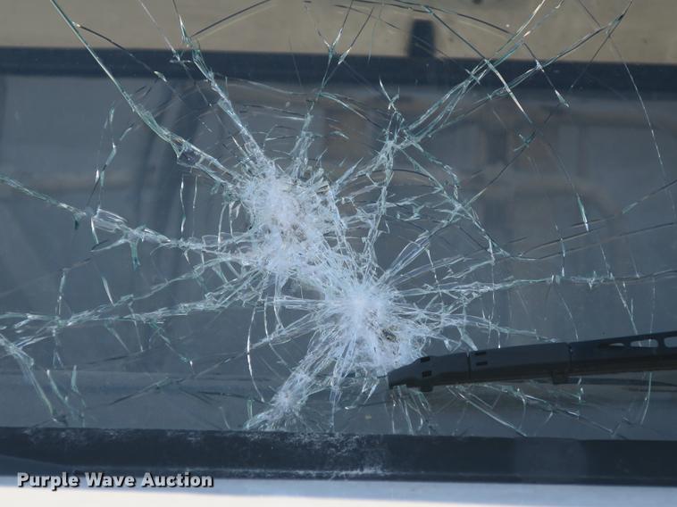 image for item DB8903 2000 International 4700 refuse truck