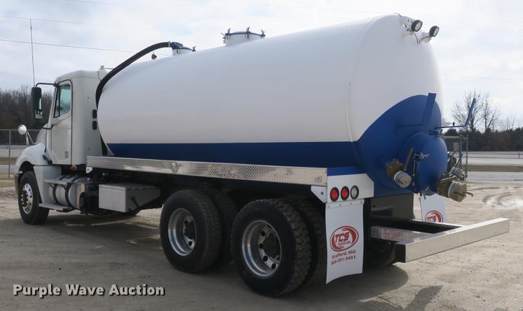 image for item DB8904 2007 Freightliner CL120 vacuum truck