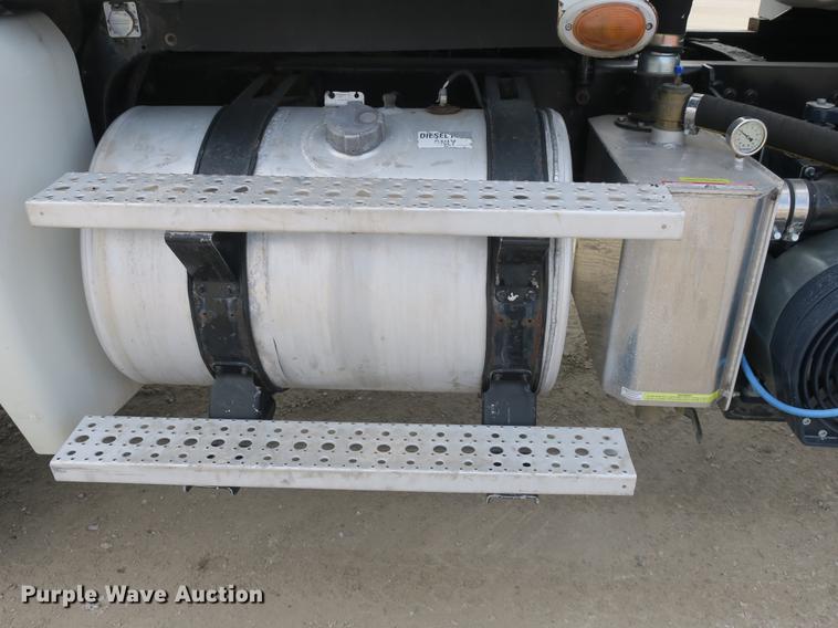 image for item DB8904 2007 Freightliner CL120 vacuum truck