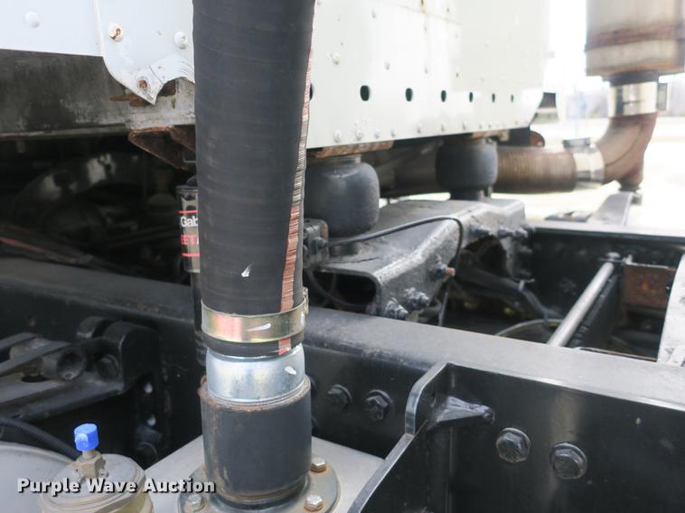 image for item DB8904 2007 Freightliner CL120 vacuum truck