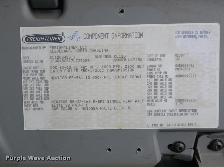 image for item DB8904 2007 Freightliner CL120 vacuum truck