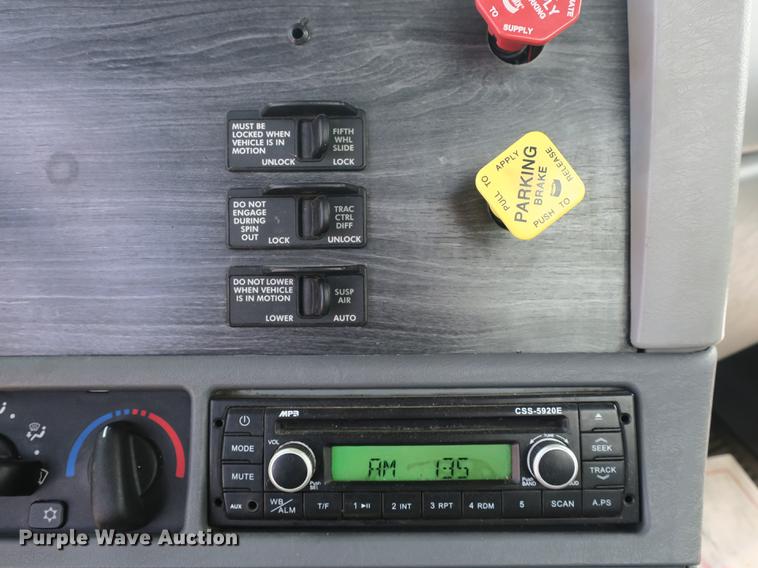 image for item DB8904 2007 Freightliner CL120 vacuum truck