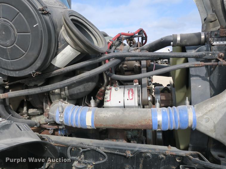 image for item DB8904 2007 Freightliner CL120 vacuum truck