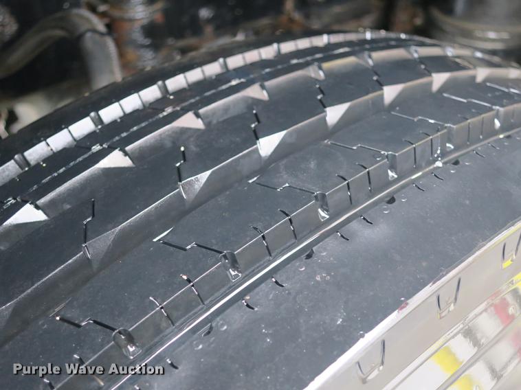 image for item DB8904 2007 Freightliner CL120 vacuum truck