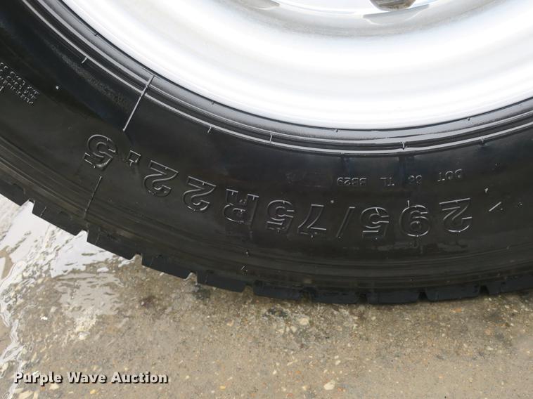 image for item DB8904 2007 Freightliner CL120 vacuum truck