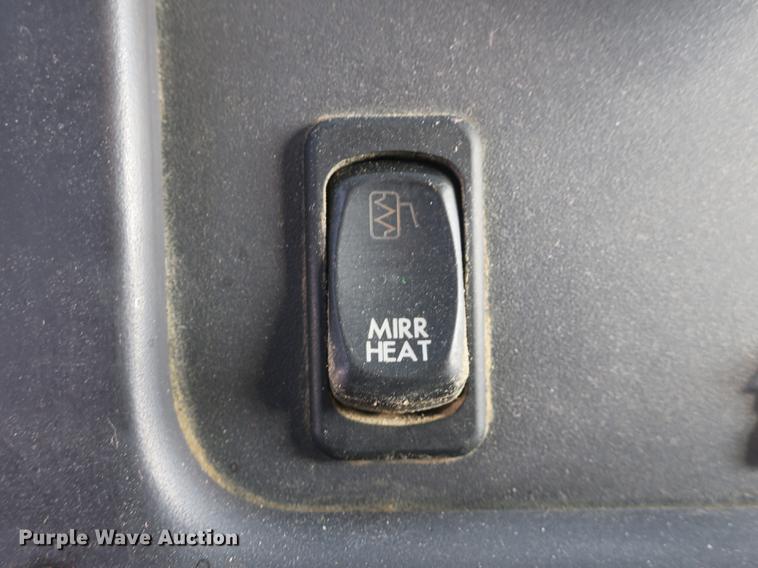 image for item DB8905 2007 Freightliner Business Class M2 refuse truck