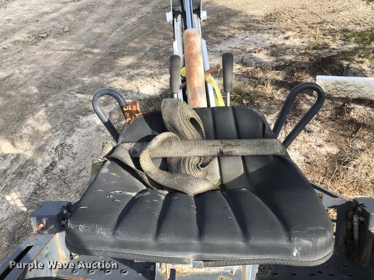 image for item DC0185 Melroe 709 skid steer backhoe attachment