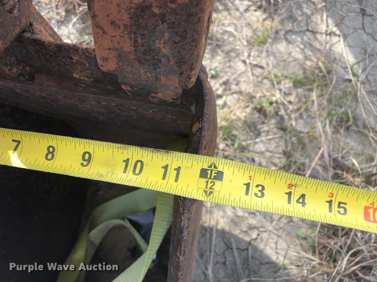 image for item DC0185 Melroe 709 skid steer backhoe attachment