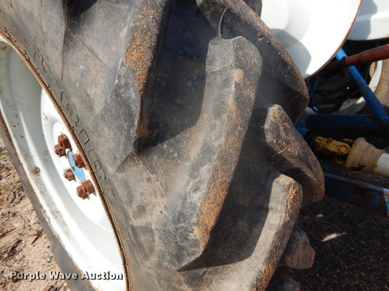 image for item DC0191 Ford 3055 tractor