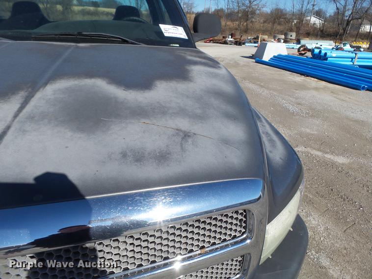image for item DD2361 2002 Dodge Ram 2500 pickup truck