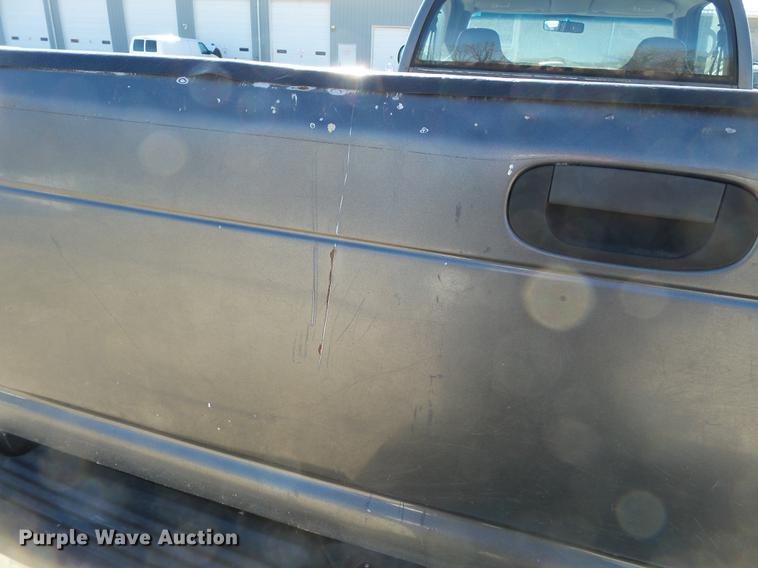 image for item DD2361 2002 Dodge Ram 2500 pickup truck