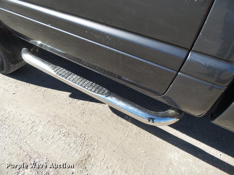 image for item DD2361 2002 Dodge Ram 2500 pickup truck